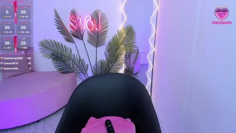 Snapshot of chiara_tay chatting on January 27, 2025, 1:16 am Chiara online show from January 27, 2025, 1:16 am