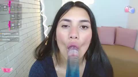 Snapshot of chiara_tay chatting on February 24, 2025, 5:11 am Chiara online show from February 24, 2025, 5:11 am