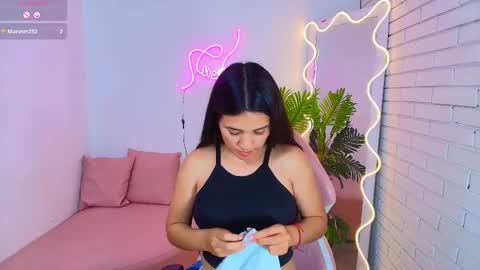 Snapshot of chiara_tay chatting on March 5, 2025, 9:49 am Chiara online show from March 5, 2025, 9:49 am