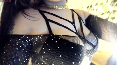 Snapshot of chica_hot24 chatting on December 7, 2024, 10:17 pm sammy coll online show from December 7, 2024, 10:17 pm