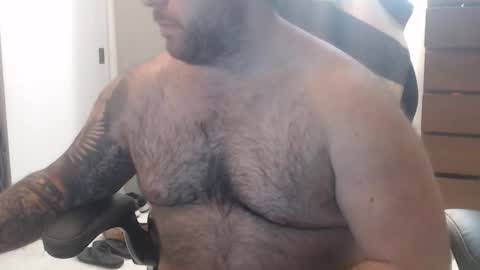 Chicagoguy86 aka Benny Cooper online show from November 12, 2025, 4:46 am