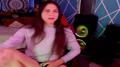 Snapshot of chico_explosivo chatting on October 22, 2025, 3:18 am chico_explosivo online show from October 22, 2025, 3:18 am