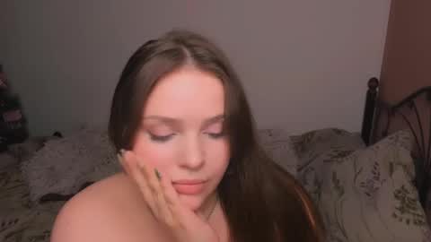 Snapshot of chilivanilla chatting on February 4, 2025, 3:44 am lalaland online show from February 4, 2025, 3:44 am