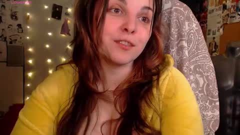 Snapshot of chill_saya chatting on September 30, 2025, 12:37 am Saya online show from September 30, 2025, 12:37 am