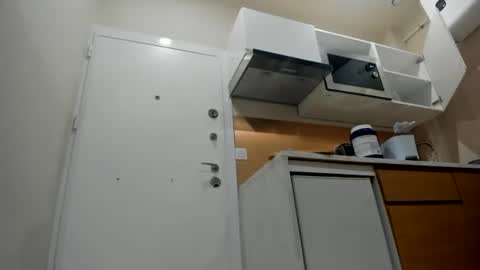 yoursensualparadise online show from October 3, 2025, 7:05 am