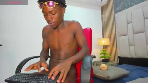 chimi88 online show from December 30, 2024, 5:44 pm