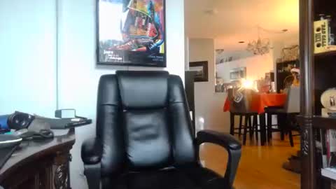 Snapshot of chiphoneman chatting on November 20, 2025, 9:14 pm chiphoneman online show from November 20, 2025, 9:14 pm