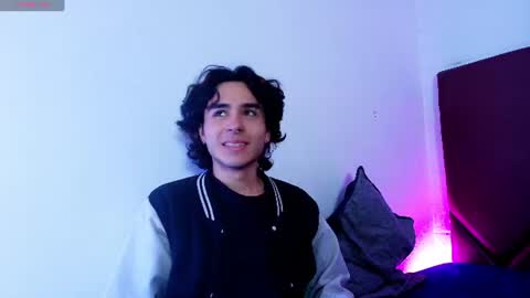 Snapshot of chlloe_fox chatting on June 29, 2026, 1:55 pm chlloe_fox online show from June 29, 2026, 1:55 pm