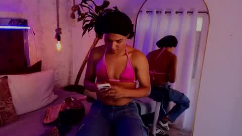 Snapshot of chloe_bronze chatting on July 27, 2026, 7:21 pm Chloe online show from July 27, 2026, 7:21 pm