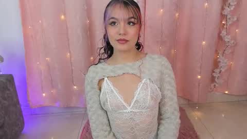 Chloe  online show from December 5, 2025, 2:31 am