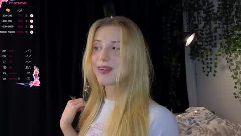 Arianaa Mourrr online show from December 23, 2024, 6:22 am