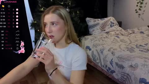 Arianaa Mourrr online show from December 23, 2024, 9:27 am