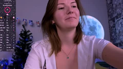 Chloe online show from December 31, 2024, 8:37 am