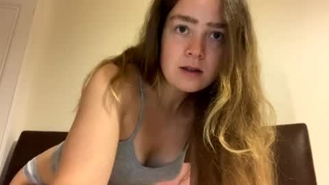 Chloe online show from August 2, 2026, 10:19 pm