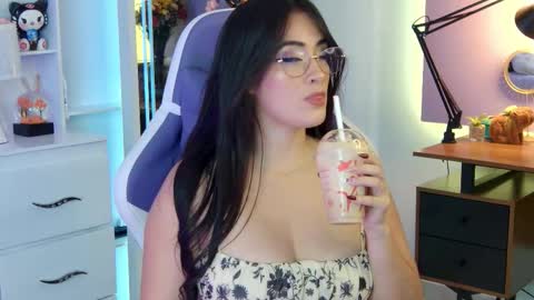 . online show from September 11, 2025, 12:11 am