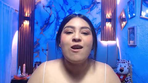 chloe_smith5 online show from March 7, 2026, 1:41 pm