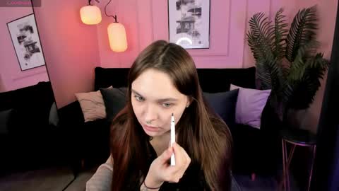 Chloe online show from May 24, 2026, 5:56 am