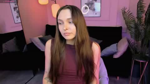 Chloe online show from July 15, 2026, 2:11 pm