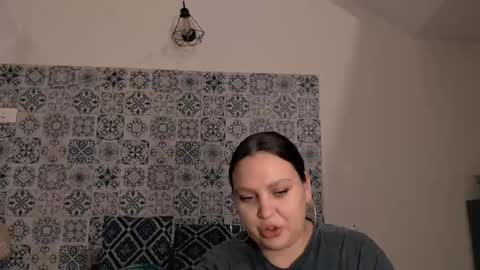 Snapshot of chloe_x_ chatting on February 9, 2025, 7:09 pm Eva and Sandra online show from February 9, 2025, 7:09 pm