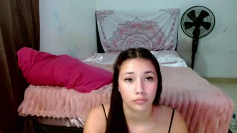 Snapshot of chloe_xsex chatting on June 28, 2026, 1:55 am chloe_xsex online show from June 28, 2026, 1:55 am