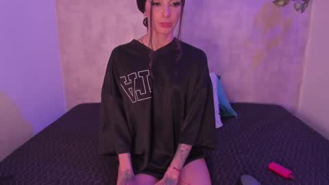  3 online show from January 30, 2025, 8:11 am