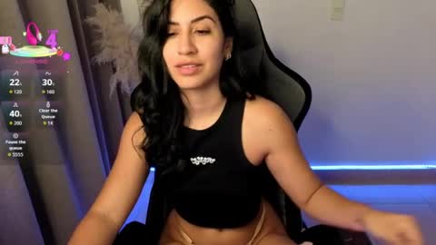 Chloe online show from July 25, 2026, 11:08 am