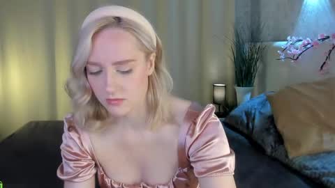 Snapshot of chloedeccker chatting on May 15, 2026, 1:45 am Chloe Deccker online show from May 15, 2026, 1:45 am
