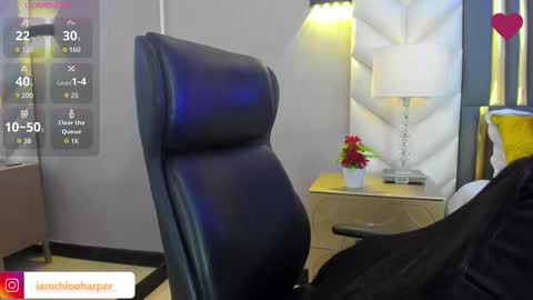  Chloe Harper  online show from March 30, 2026, 11:55 am