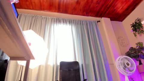 Chloe rosse online show from March 29, 2026, 1:00 pm