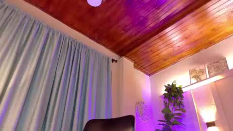 Chloe rosse online show from July 28, 2026, 1:12 am