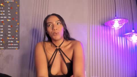 Snapshot of chloetaylorr_ chatting on January 2, 2025, 11:16 pm CHLOE online show from January 2, 2025, 11:16 pm