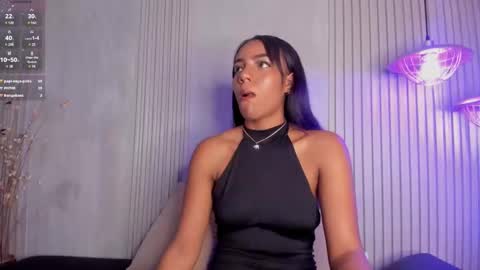 Snapshot of chloetaylorr_ chatting on January 8, 2025, 10:58 pm CHLOE online show from January 8, 2025, 10:58 pm