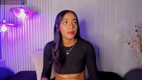 Snapshot of chloetaylorr_ chatting on January 18, 2025, 9:02 pm CHLOE online show from January 18, 2025, 9:02 pm