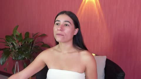 Snapshot of chloeturner_ chatting on May 2, 2026, 2:00 pm ChloeTurner online show from May 2, 2026, 2:00 pm