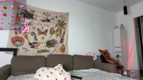 Chloe INDEPENDENT MODEL online show from July 28, 2026, 2:35 pm