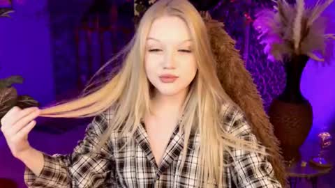 ChloeWight online show from March 12, 2026, 11:27 am