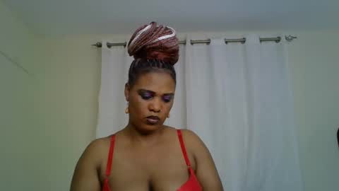 Snapshot of choco_violet chatting on February 10, 2025, 6:53 am VIOLET online show from February 10, 2025, 6:53 am