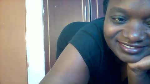 chocobabe002 online show from April 17, 2026, 5:21 am