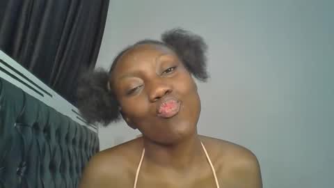 chocobear22 online show from November 18, 2025, 11:15 pm