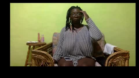 Exotic Chocolate online show from December 3, 2024, 11:55 am