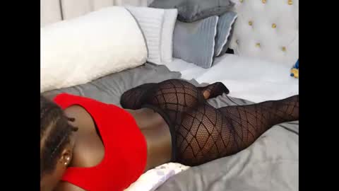 Snapshot of chocolate_diva chatting on November 9, 2025, 7:50 am Montana online show from November 9, 2025, 7:50 am