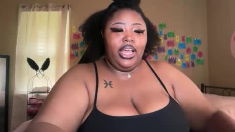 Melina online show from May 24, 2026, 7:52 pm