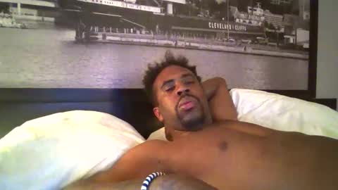 Snapshot of chocolatedolla chatting on February 16, 2026, 1:02 am chocolatedolla online show from February 16, 2026, 1:02 am