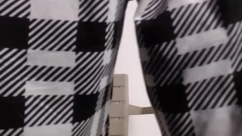 Snapshot of chocolatesuizo chatting on December 17, 2025, 5:02 am Diamond online show from December 17, 2025, 5:02 am