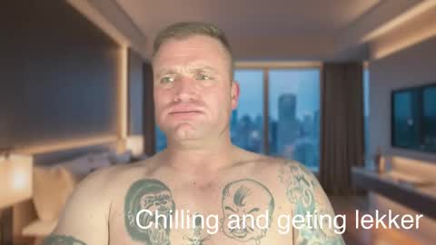 Chonks online show from September 22, 2025, 11:51 pm