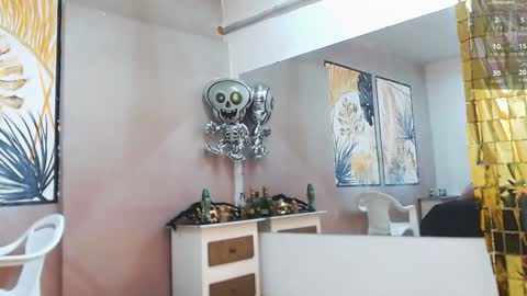 Snapshot of choreythaiylor chatting on February 8, 2025, 6:44 pm Chorey Thaylor online show from February 8, 2025, 6:44 pm