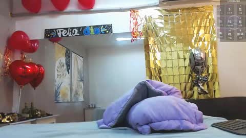 Snapshot of choreythaiylor chatting on February 15, 2025, 6:01 pm Chorey Thaylor online show from February 15, 2025, 6:01 pm