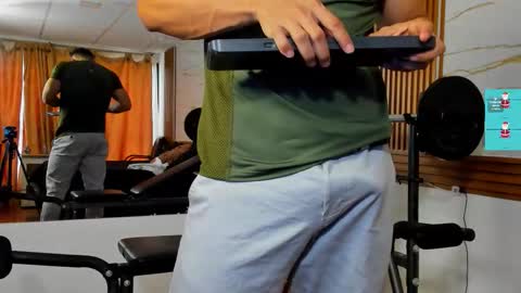 Chorey Thaylor online show from December 17, 2025, 2:56 pm