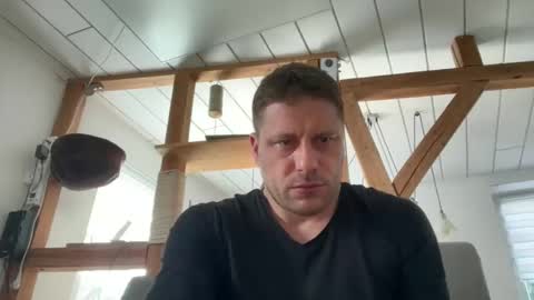 Chris online show from April 7, 2026, 8:59 am