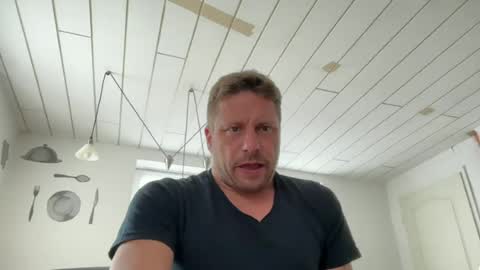 Snapshot of chris164 chatting on June 30, 2026, 8:04 am Chris online show from June 30, 2026, 8:04 am
